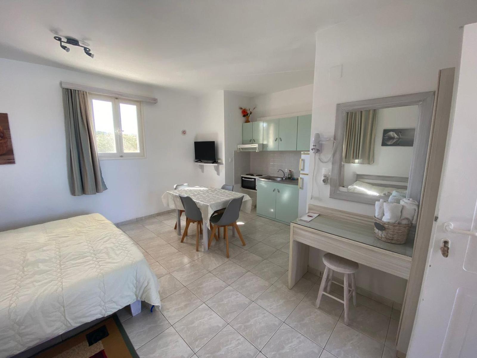 Leonidas Resort Ermióni Eksteriør bilde